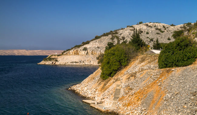 Podić, Croatia - GPS 44.659893, 14.949207 - Canon EOS 7D + Sigma 17-50mm, F2,8 EX DC OS HSM -  - 1/640 - f/6.3 - ISO320