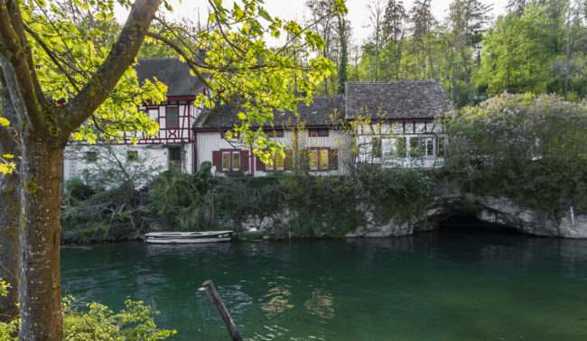Laufen, Switzerland - GPS 47.677633, 8.611318 - Canon EOS 7D + Tokina AF 11-16mm f/2.8 AT-X Pro DX -  - 1/40 - f/4.0 - ISO100
