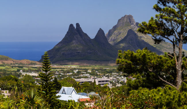 Camp Caval, Mauritius - GPS -20.317507, 57.509748 - Canon EOS 7D + Canon EF 70-200mm f/4 USM L IS -  - 1/100 - f/8.0 - ISO100