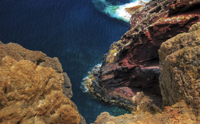 Caniçal, Portugal - GPS 32.750792, -16.709932 - Canon EOS 7D + Canon EF-S 17-85mm f/4-5.6 IS USM -  - 0/1 - f/8.0 - ISO100