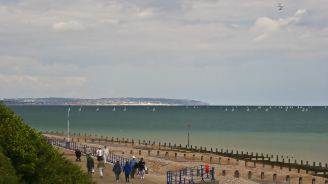 Eastbourne, United Kingdom - GPS 50.761080, 0.286710 - Canon EOS 20D + Canon EF-S 17-85mm f/4-5.6 IS USM -  - 0/1 - f/8.0 - ISO100
