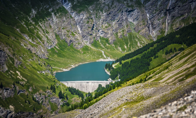 Gouthier, Italy - GPS 45.085603, 6.768532 - Panasonic GH4 + Panasonic Lumix G X VARIO 35-100mm f/2.8 Power OIS - 200mm - 1/1000 - f/2.8 - ISO200