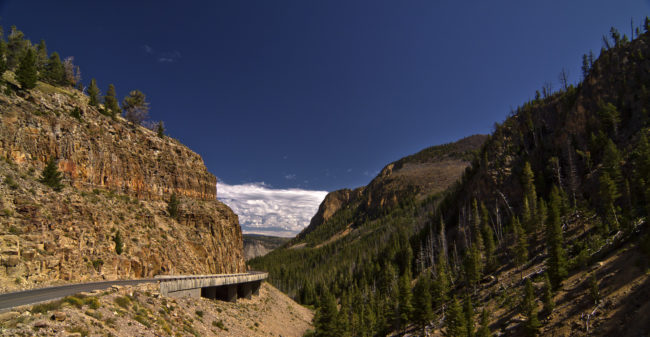Canyon Village, United States - GPS 44.719523, -110.497292 - Canon EOS 7D + Tokina AF 11-16mm f/2.8 AT-X Pro DX -  - 0/1 - f/8.0 - ISO100