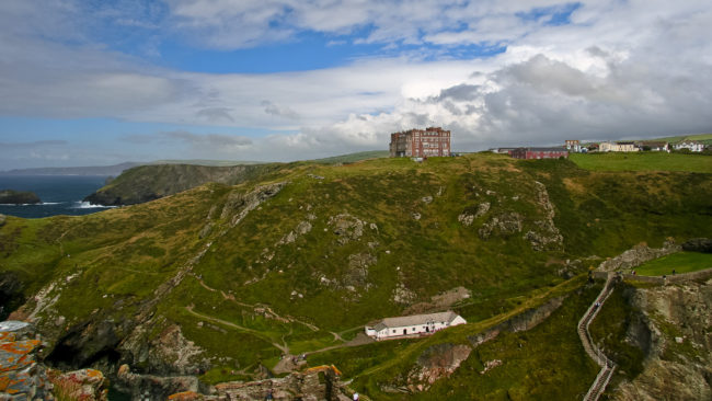 Tintagel, United Kingdom - GPS 50.668042, -4.763393 - Canon EOS 20D + Canon EF-S 17-85mm f/4-5.6 IS USM -  - 1/40 - f/7.1 - ISO100