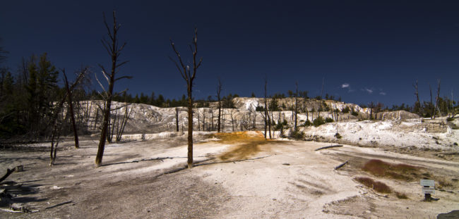 Mammoth, United States - GPS 44.981663, -110.708348 - Canon EOS 7D + Tokina AF 11-16mm f/2.8 AT-X Pro DX -  - 0/1 - f/8.0 - ISO100