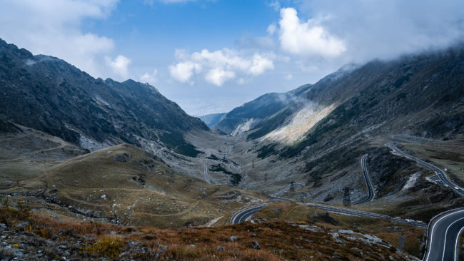 sub Balea Lac, Romania - GPS 45.605312, 24.614890 - Sony A7III + SONY FE 24-105mm, F4 G OSS - 24mm - 1/100 - f/7.1 - ISO100
