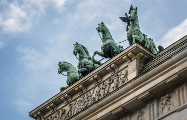 Berlin-Dorotheenstadt, Germany - GPS 52.516275, 13.377703 - Panasonic GH4 + Panasonic Lumix G X VARIO 35-100mm f/2.8 Power OIS - 98mm - 1/6 - f/22.0 - ISO200