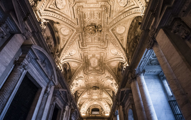 Vatican City, Italy - GPS 41.902178, 12.454737 - Panasonic GH4 + Olympus M.Zuiko ED 9-18mm 4.0-5.6 - 18mm - 1/25 - f/4.0 - ISO3200