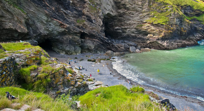 Tintagel, United Kingdom - GPS 50.668572, -4.758352 - Canon EOS 20D + Canon EF-S 17-85mm f/4-5.6 IS USM -  - 1/40 - f/7.1 - ISO100