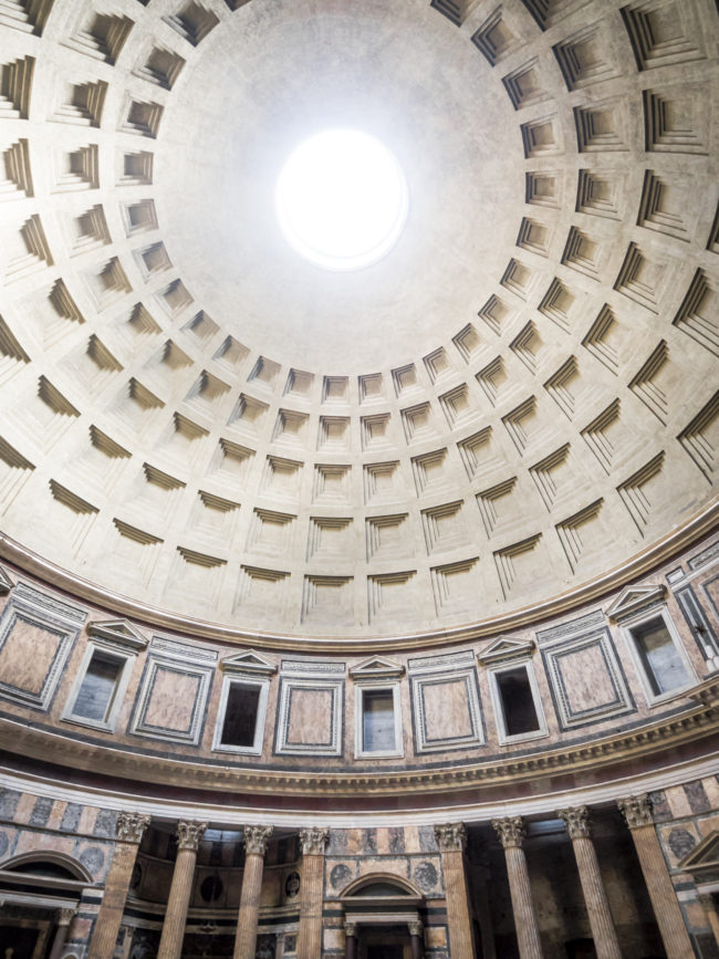 Sant' Eustachio, Italy - GPS 41.898610, 12.476873 - Panasonic GH4 + Olympus M.Zuiko ED 9-18mm 4.0-5.6 - 18mm - 1/25 - f/4.0 - ISO800