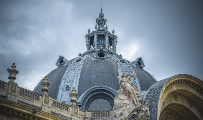 Petit Palais, France - GPS 48.866507, 2.314067 - Sony A7III + SONY FE 24-105mm, F4 G OSS - 77mm - 1/100 - f/8.0 - ISO100