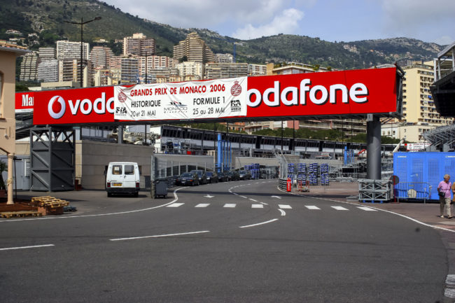 La Condamine, Monaco - GPS 43.735155, 7.425173 - Canon EOS 20D + Canon EF-S 17-85mm f/4-5.6 IS USM -  - 0/1 - f/8.0 - ISO100