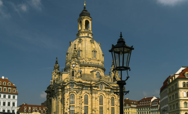 Dresden, Germany - GPS 51.051038, 13.740083 - Canon EOS 7D + Sigma 17-50mm, F2.8 EX DC OS HSM -  - 1/160 - f/8.0 - ISO100