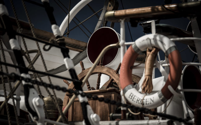 Jellet Nord, Norway - GPS 60.397933, 5.320592 - Panasonic GH4 + Panasonic Lumix G X VARIO 35-100mm f/2.8 Power OIS - 200mm - 1/1000 - f/2.8 - ISO100