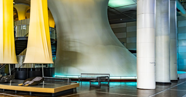 La Villette, Cité des Sciences, France - GPS 48.895505, 2.387683 - Sony A7III + SONY FE 24-105mm, F4 G OSS - 32mm - 1/40 - f/4.0 - ISO2000