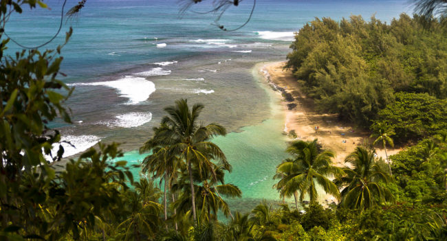 Hā‘ena, Hawaii - GPS 22.219120, -159.584607 - Canon EOS 7D + Sigma 17-50mm, F2,8 EX DC OS HSM -  - 1/1600 - f/2.8 - ISO160
