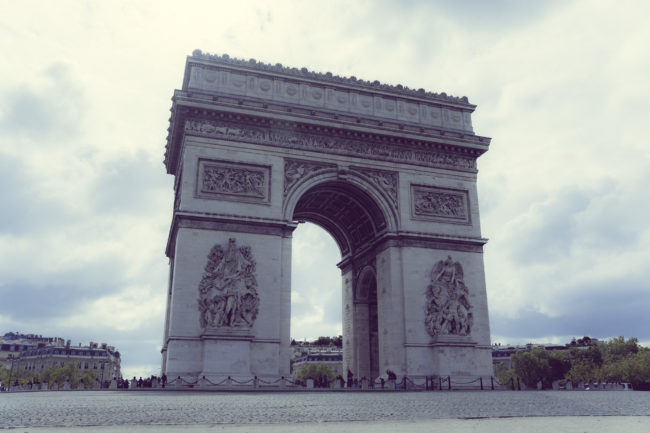 Arc De Triomphe, France - GPS 48.874283, 2.294220 - Sony A7III + SONY FE 24-105mm, F4 G OSS - 30mm - 1/200 - f/8.0 - ISO100