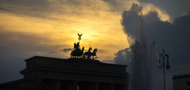 Berlin-Dorotheenstadt, Germany - GPS 52.516275, 13.377703 - SONY DSC-RX100 IV + 27-70mm F1.8-2.8 - 70mm - 1/200 - f/4.5 - ISO80