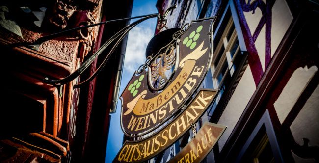 Bernkastel-Kues, Germany - GPS 49.915870, 7.076280 - Canon EOS 7D + Sigma 17-50mm, F2.8 EX DC OS HSM -  - 1/50 - f/5.6 - ISO100