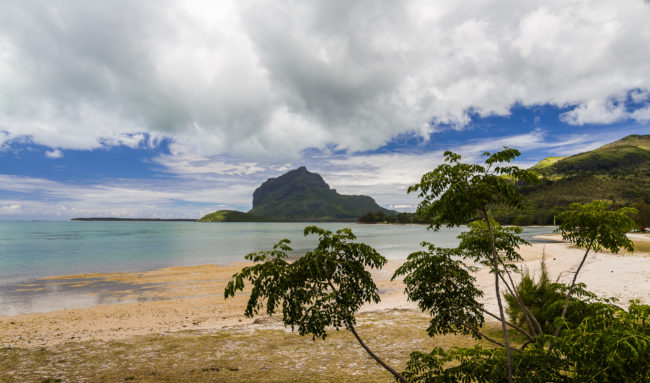 Baie du Cap, Mauritius - GPS -20.490153, 57.373057 - Canon EOS 7D + Tokina AF 11-16mm f/2.8 AT-X Pro DX -  - 1/100 - f/8.0 - ISO100