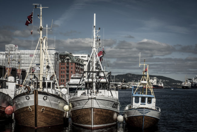 Vagsbunnen, Norway - GPS 60.394725, 5.324823 - Panasonic GH4 + Panasonic Lumix G X VARIO 35-100mm f/2.8 Power OIS - 70mm - 1/250 - f/8.0 - ISO100