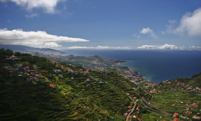 Estreito de Câmara de Lobos, Portugal - GPS 32.672637, -16.999145 - Canon EOS 7D + Canon EF-S 17-85mm f/4-5.6 IS USM -  - 0/1 - f/8.0 - ISO100