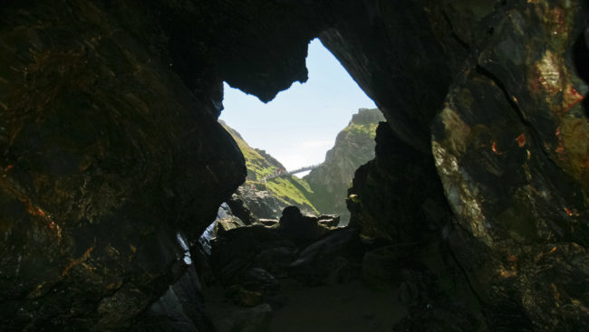 Tintagel, United Kingdom - GPS 50.668423, -4.759460 - Canon EOS 20D + Canon EF-S 17-85mm f/4-5.6 IS USM -  - 1/40 - f/7.1 - ISO100