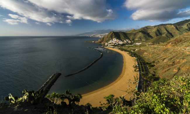 La Montañita, Spain - GPS 28.511518, -16.178650 - Canon EOS 7D + Tokina AF 11-16mm f/2.8 AT-X Pro DX -  - 1/100 - f/8.0 - ISO100