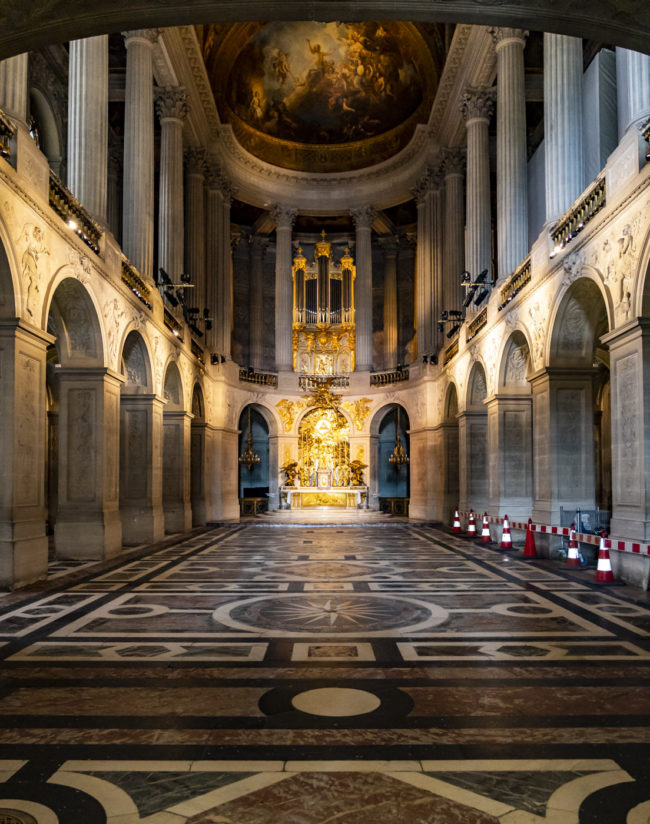 Versailles, France - GPS 48.804832, 2.120437 - Sony A7III + SONY FE 24-105mm, F4 G OSS - 24mm - 1/25 - f/4.0 - ISO8000