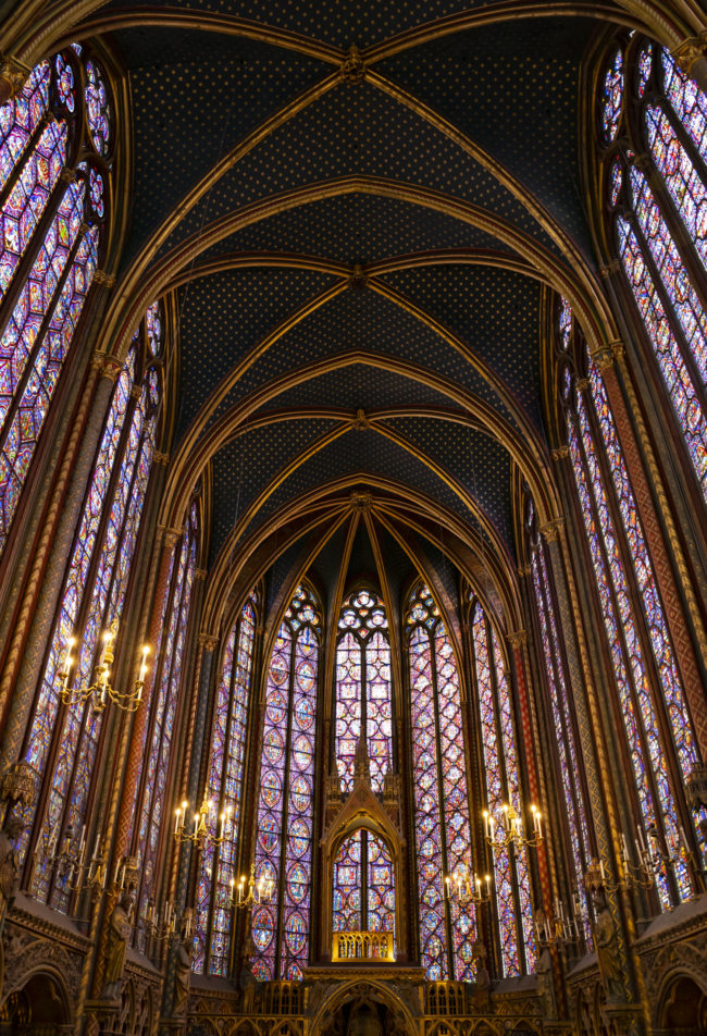 Sainte-Chapelle, France - GPS 48.855703, 2.344772 - Sony A7III + SONY FE 24-105mm, F4 G OSS - 24mm - 1/20 - f/4.0 - ISO3200
