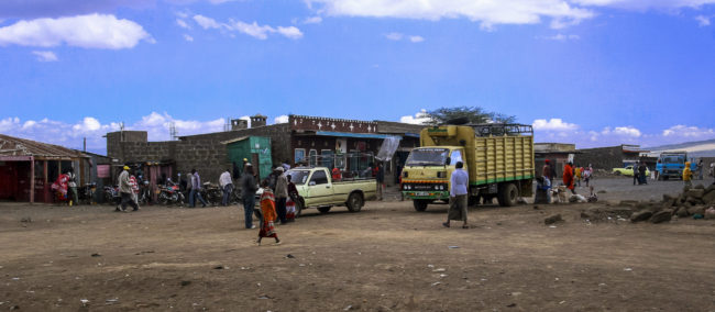 Lari, Kenya - GPS -1.022812, 36.621658 - Canon EOS 20D + Canon EF-S 17-85mm f/4-5.6 IS USM & Canon EF 70-300mm f/4-5.6 IS USM -  - 0/1 - f/8.0 - ISO100