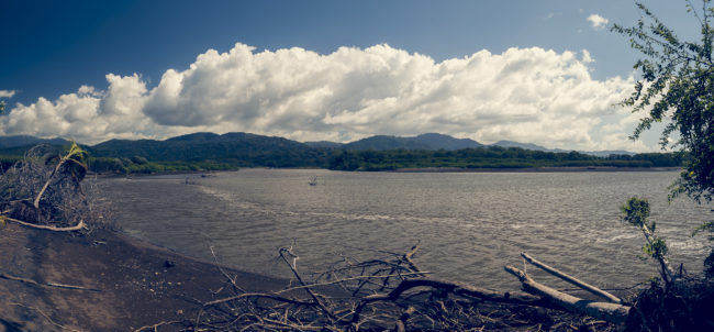 Pigres, Costa Rica - GPS 9.793612, -84.643333 - Panasonic Lumix GX8 + LUMIX G VARIO 12-35/F2.8 - 24mm - 1/250 - f/8.0 - ISO200