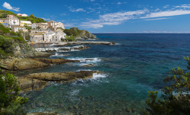 Porticciolo, France - GPS 42.869215, 9.478647 - Panasonic GH4 + Panasonic Lumix G Vario 12-35mm/2,8 OIS - 24mm - 1/100 - f/8.0 - ISO200