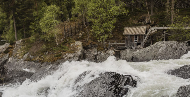 Atnbrua, Norway - GPS 61.850440, 10.234825 - Panasonic GH4 + Panasonic Lumix G Vario 12-35mm/2,8 OIS - 46mm - 1/3200 - f/2.8 - ISO800