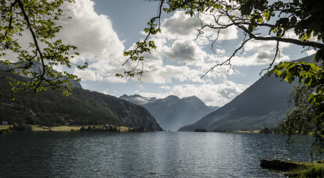 Veslebygda, Norway - GPS 61.934518, 7.001575 - Panasonic GH4 + Panasonic Lumix G Vario 12-35mm/2,8 OIS - 26mm - 1/125 - f/8.0 - ISO100