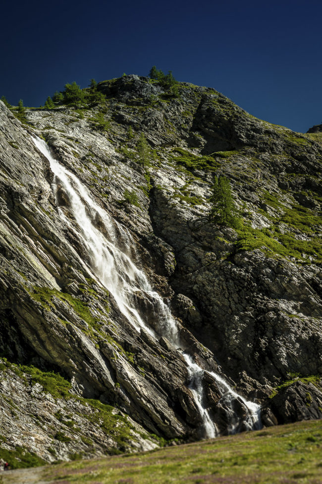 Rochemolles, Italy - GPS 45.131043, 6.803245 - Panasonic GH4 + Panasonic Lumix G Vario 12-35mm/2,8 OIS - 70mm - 1/125 - f/8.0 - ISO200
