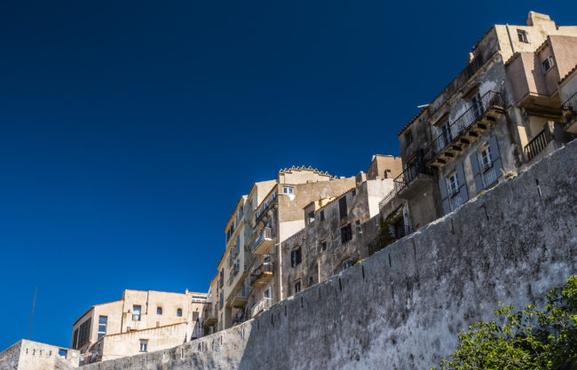 Bonifacio, France - GPS 41.387642, 9.158683 - Panasonic GH4 + Panasonic Lumix G Vario 12-35mm/2,8 OIS - 40mm - 1/100 - f/8.0 - ISO200