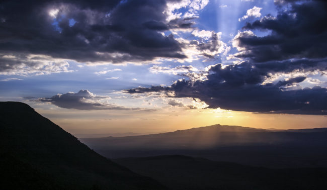 Lari, Kenya - GPS -1.022812, 36.621658 - Canon EOS 20D + Canon EF-S 17-85mm f/4-5.6 IS USM & Canon EF 70-300mm f/4-5.6 IS USM -  - 0/1 - f/8.0 - ISO100