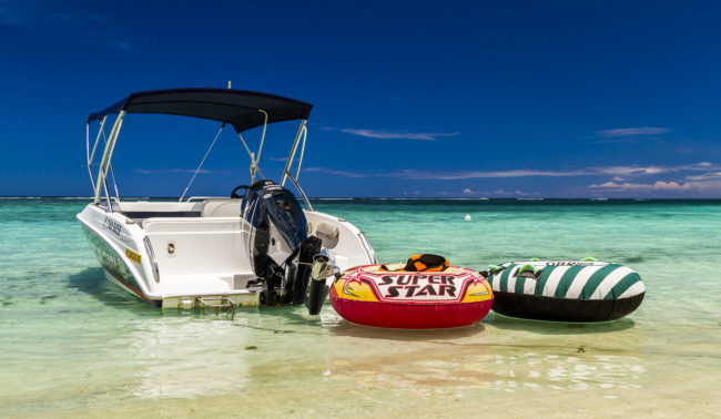 Trou aux Biches, Mauritius - GPS -20.034492, 57.544540 - Canon EOS 7D + Sigma 17-50mm, F2,8 EX DC OS HSM -  - 1/200 - f/8.0 - ISO100
