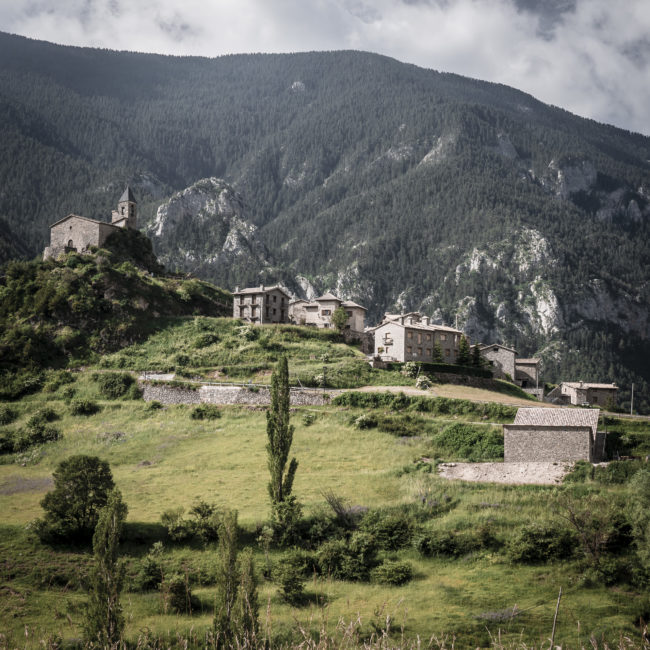 Gósol, Spain - GPS 42.259857, 1.617038 - Panasonic Lumix GX8 + LUMIX G VARIO 12-35/F2.8 - 50mm - 1/80 - f/8.0 - ISO200