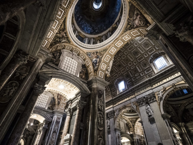 Vatican City, Italy - GPS 41.902178, 12.454737 - Panasonic GH4 + Olympus M.Zuiko ED 9-18mm 4.0-5.6 - 18mm - 1/25 - f/4.0 - ISO3200