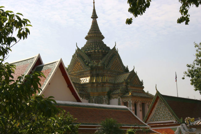 Khaosan, Thailand - GPS 13.761792, 100.490865 - Canon EOS 20D + Canon EF-S 17-85mm f/4-5.6 IS USM -  - 0/1 - f/8.0 - ISO100