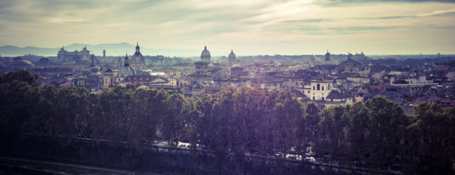 Ponte, Italy - GPS 41.902880, 12.466313 - Panasonic GH4 + Olympus M.Zuiko ED 9-18mm 4.0-5.6 - 36mm - 1/320 - f/8.0 - ISO200