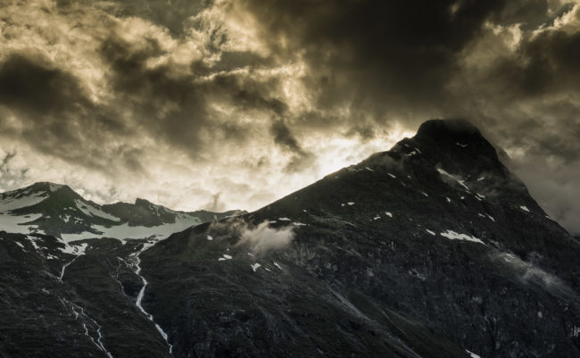 Øverås, Norway - GPS 62.542088, 8.183227 - Panasonic GH4 + Panasonic Lumix G Vario 12-35mm/2,8 OIS - 70mm - 1/30 - f/8.0 - ISO100