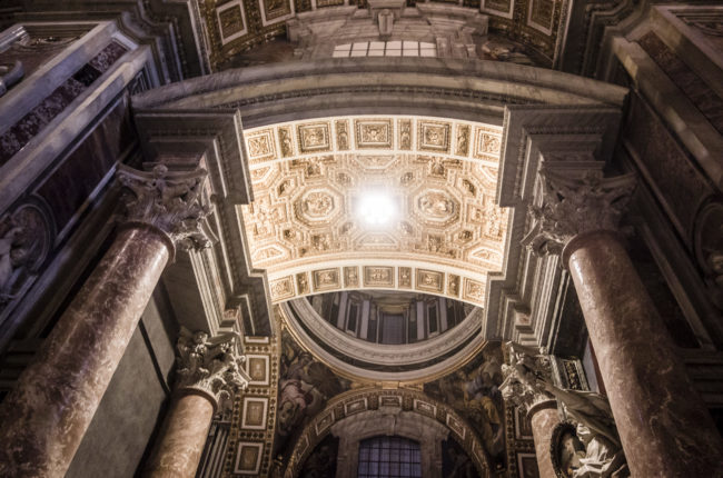 Vatican City, Italy - GPS 41.902178, 12.454737 - SONY DSC-RX100 + 28-100mm F1.8-4.9 - 28mm - 1/60 - f/2.0 - ISO800