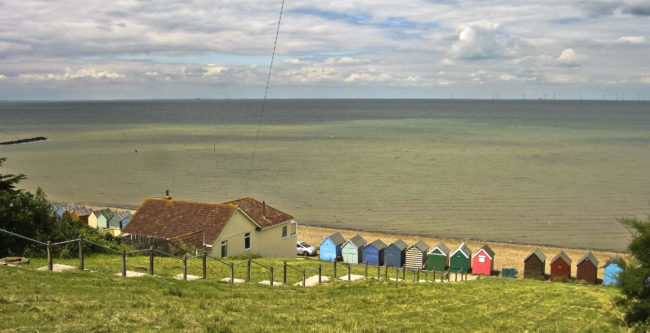 Eastbourne, United Kingdom - GPS 50.753005, 0.270957 - Canon EOS 20D + Canon EF-S 17-85mm f/4-5.6 IS USM -  - 0/1 - f/8.0 - ISO100