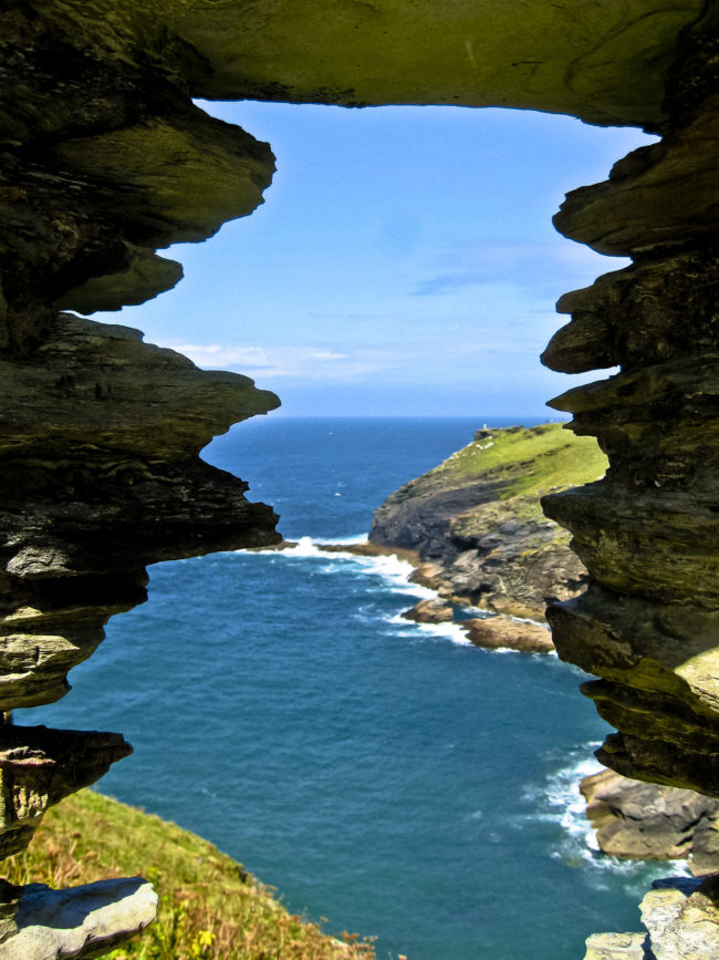 Tintagel, United Kingdom - GPS 50.668028, -4.759768 - Canon EOS 20D + Canon EF-S 17-85mm f/4-5.6 IS USM -  - 1/40 - f/7.1 - ISO100