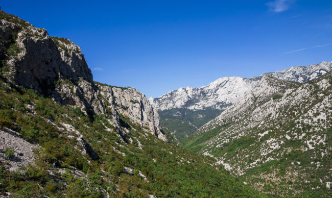 Jurlina, Croatia - GPS 44.317462, 15.477633 - SONY DSC-RX100 + 28-100mm F1.8-4.9 - 28mm - 1/800 - f/3.2 - ISO80