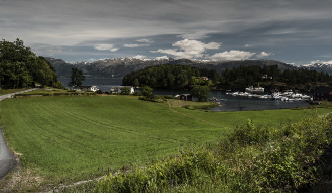 Linga, Norway - GPS 60.261742, 6.064302 - Panasonic GH4 + Panasonic Lumix G Vario 12-35mm/2,8 OIS - 24mm - 1/125 - f/8.0 - ISO100
