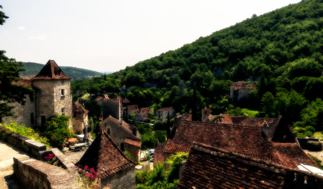 Gouaux-de-Larboust, France - GPS 44.464628, 1.669888 - Canon EOS 7D + Tokina AF 11-16mm f/2.8 AT-X Pro DX -  - 1/60 - f/8.0 - ISO100